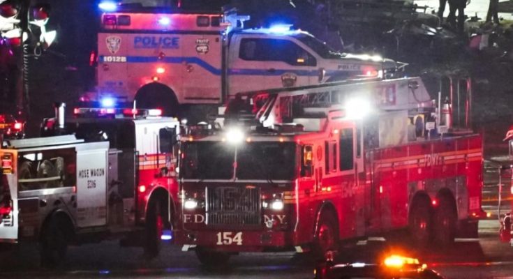 Air Canada plane collision at LaGuardia runway