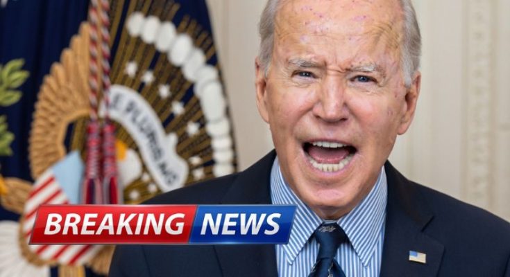Joe Biden with aides amid leadership scrutiny