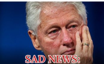 Bill Clinton delivering speech on democracy