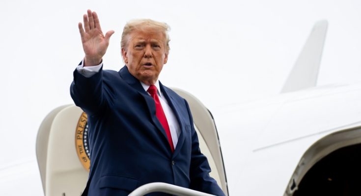 President donald trump stirred a wave of online news update