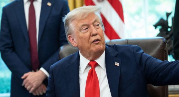 Karoline Leavitt announces Trump health update