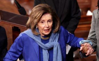 Ro Khanna and Nancy Pelosi stock trading comparison