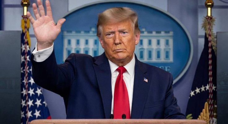 donald Trump raises hand at White House podium with Breaking News banner and arrest