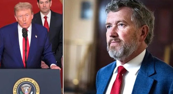 tmpfg ufv89 speaking in a news photo